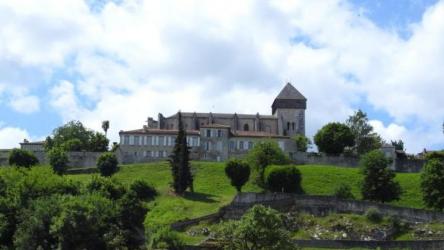 cathedrale-notre-dame-de-saint-bertrand