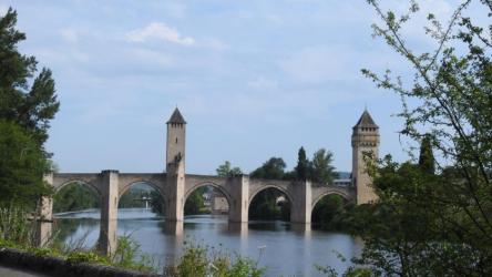 pont-valentre-a-cahors