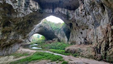 grotte-devetashka