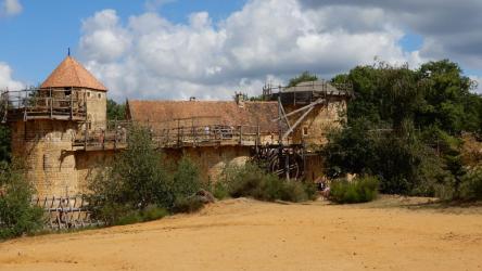 chateau-de-guedelon